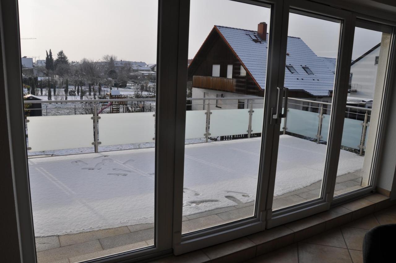 Schnurs Ferienwohnung Römerberg Exterior foto