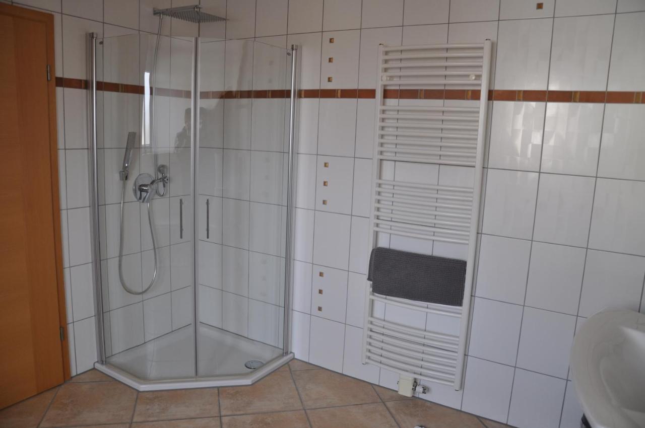 Schnurs Ferienwohnung Römerberg Exterior foto