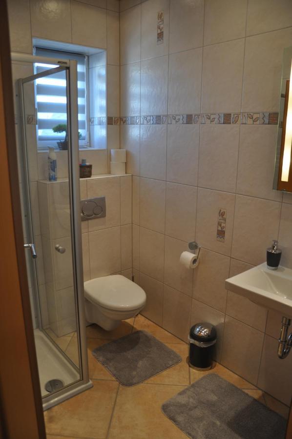 Schnurs Ferienwohnung Römerberg Exterior foto